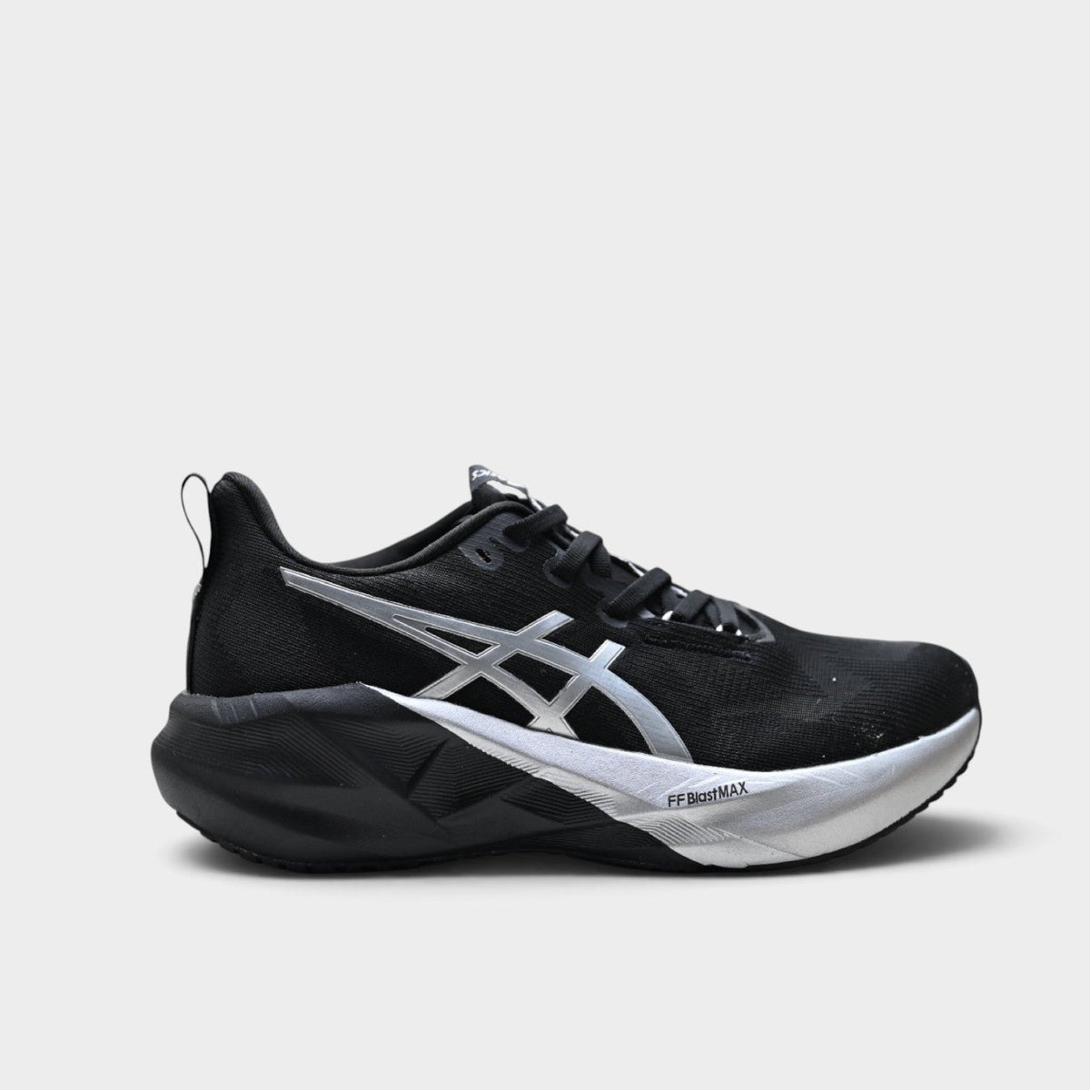 ASICS Novablast 5 Men’s Cushioned Road Running Shoes